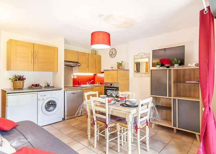 Apartamento Calme Avec Jardin Et Parking à - Fr-1-296-353 *